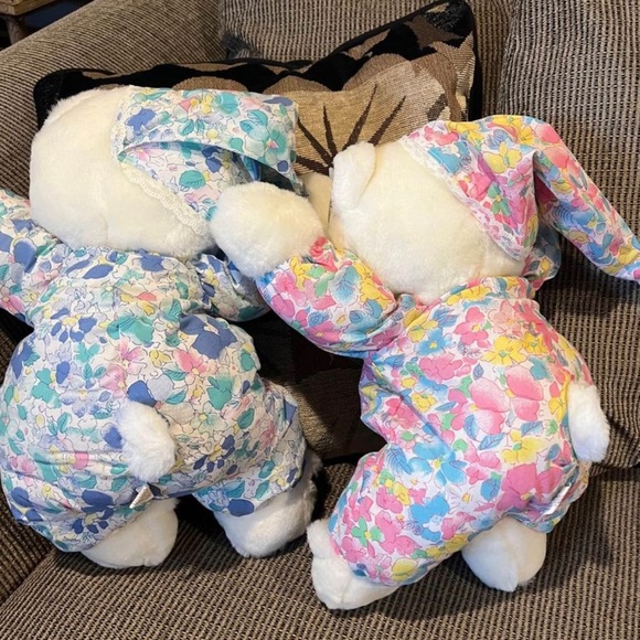 Fiesta 18" sleepy time bears... great for siblings, perfect condition. - Picture 3 of 10